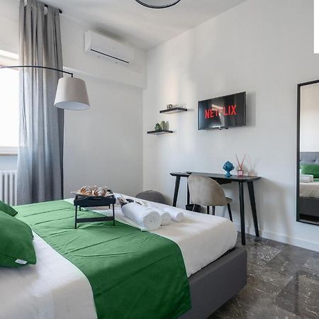 Annamaria - Central Station Charming Accommodation 巴里 外观 照片